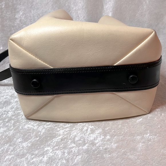 3.1 Philip Lim Bucket Bag - Picture 3 of 6